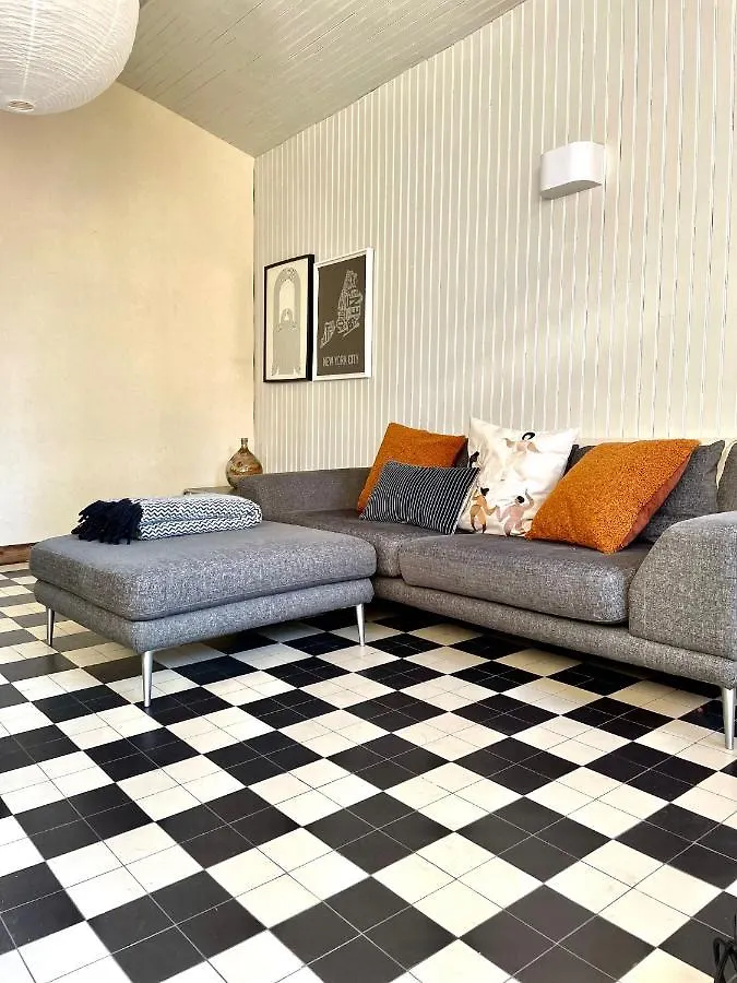 Stylish One Bedroom Apartment In A Lovely Village Saint-Vincent-Rive-dʼOlt 0*,