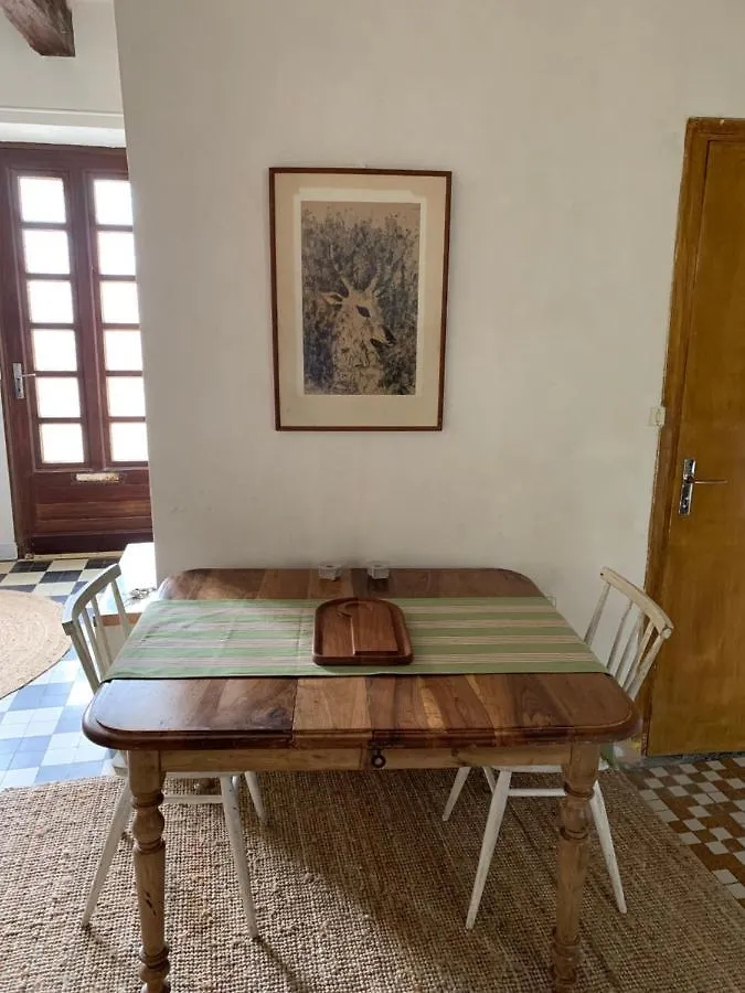 Stylish One Bedroom Apartment In A Lovely Village Saint-Vincent-Rive-dʼOlt